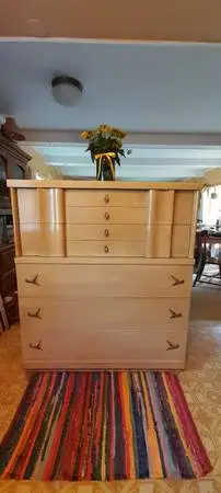 Solid oak 1960s Chest of Drawers , very well made .