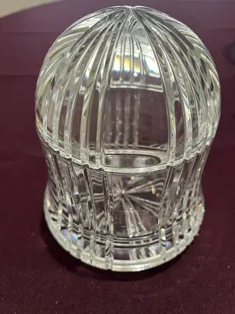 Heavy crystal covered dish