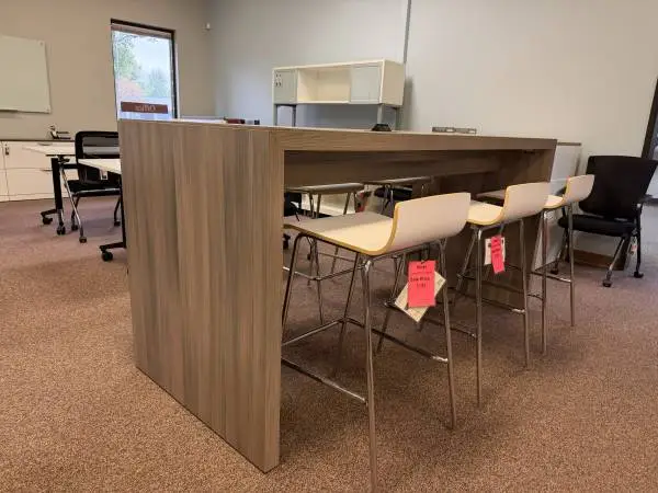Steelcase Conference Table / Meeting Tables Standing Height