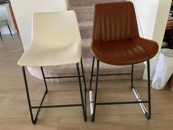 Bar chairs, very lightly used
