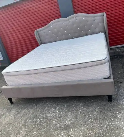 Gray King Bed King Mattress
