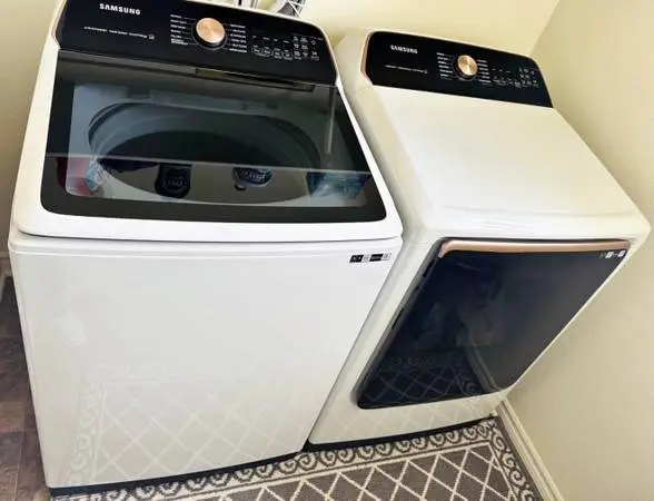 Samsung smart washer & dryer set