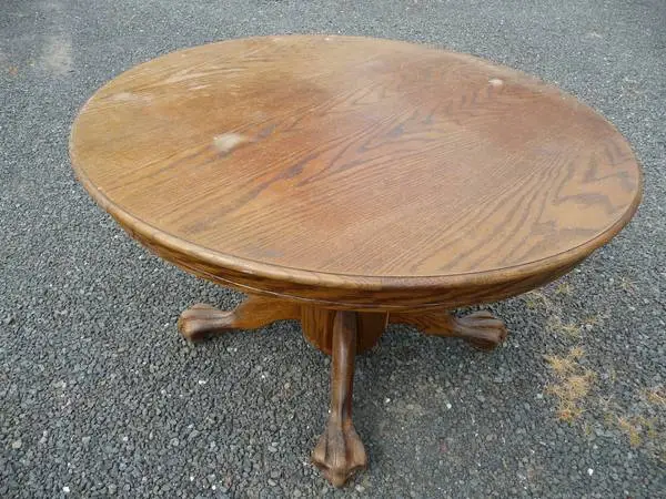 Round Claw Foot Table