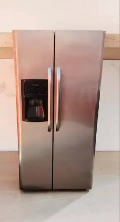 FRIGIDAIRE REFRIGERATOR FRIDGE STAINLESS STEEL EXCELLENT CONDITION CLE