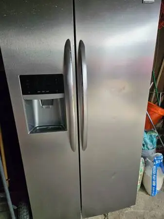 Frigidaire gallery refrigerator 36 WIDE STAINLESS STEEL