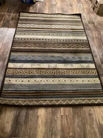 Rug for sale (wool)