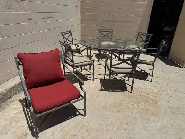 BROWN JORDAN VENETIAN DINING SET