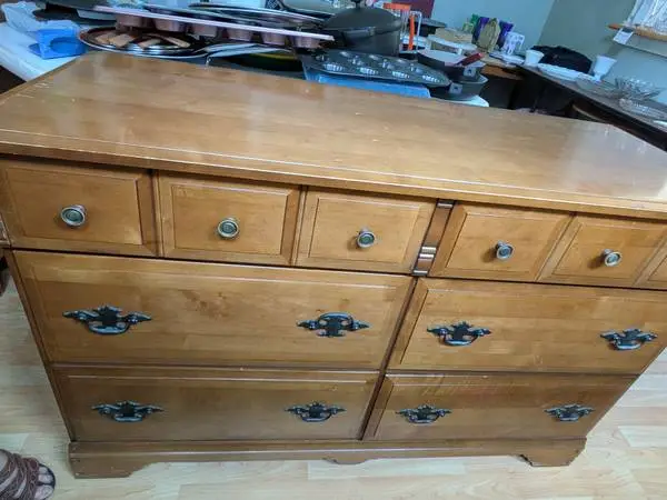 Dresser