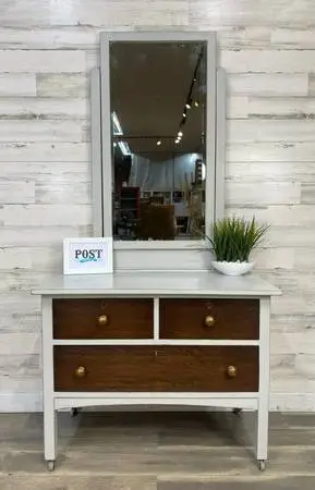 Small Dresser W/ Attached Mirror *delivery available*