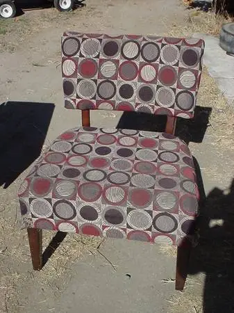 armless chair