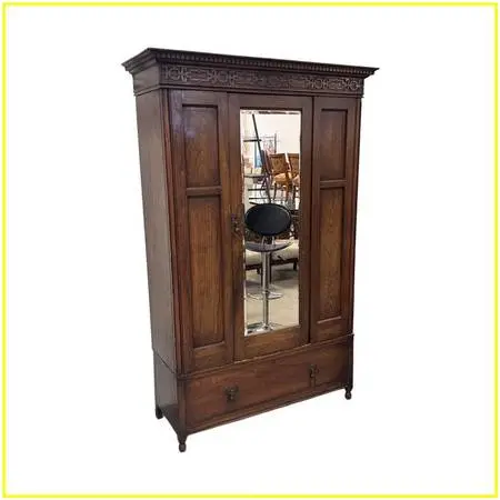 Ray & Miles Carved Oak Mirrored Wardrobe