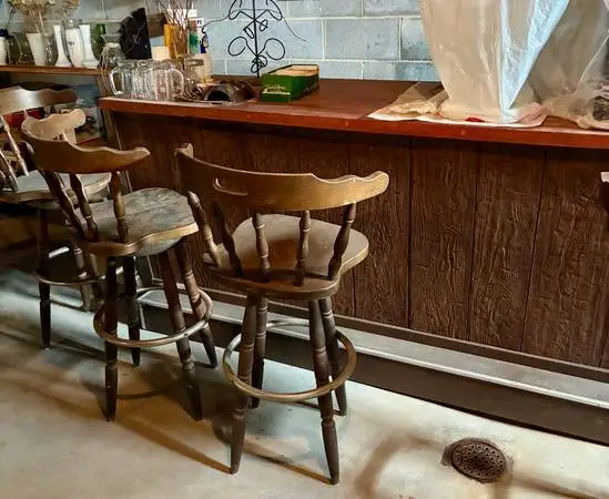Wooden Bar and 4 Chairs