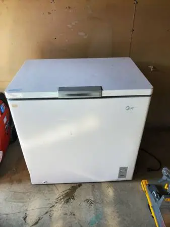 Deep freezer
