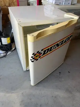 Mini fridge