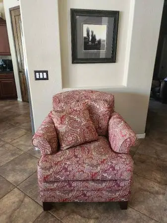 Pair of La-Z-Boy Chairs