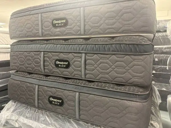 NEW KING BEAUTYREST BLACK HYBRID MATTRESS