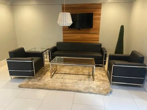 RECEPTION/LOBBY SOFA SET BLACK LEATHERRETYTE WITH CHROME