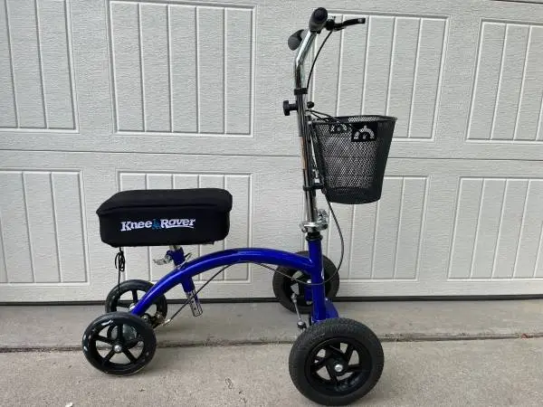 Knee Scooter/Walker -Excellent condition-Pneumatic Tires Knee Rover