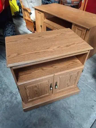 Tv stand