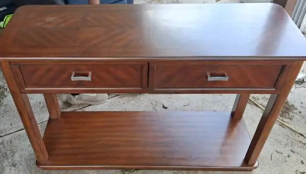 CONSOLE TABLE 48 x 17 x 30 in
