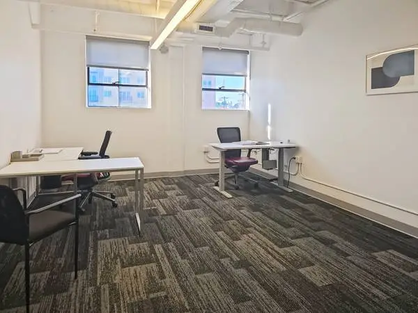 Spacious Team Office – High-Speed Internet & 24/7 Access
