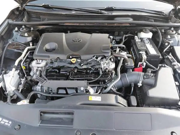 2022 toyota camry le