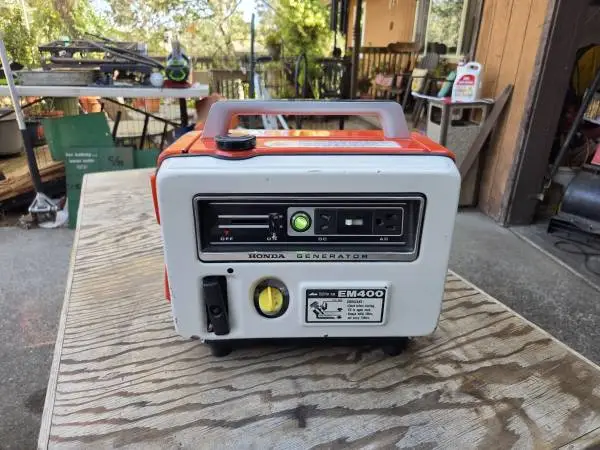 Honda EM400 Battery Charger Generator for Camper or Trailer