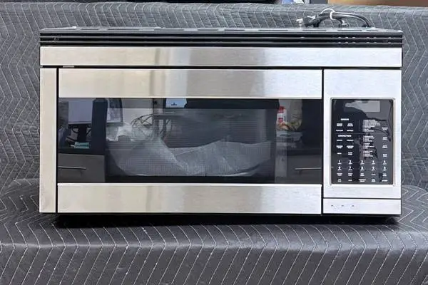 Fisher & Paykel CMOH30SS 30 Over-the-Range Microwave Stainless Steel