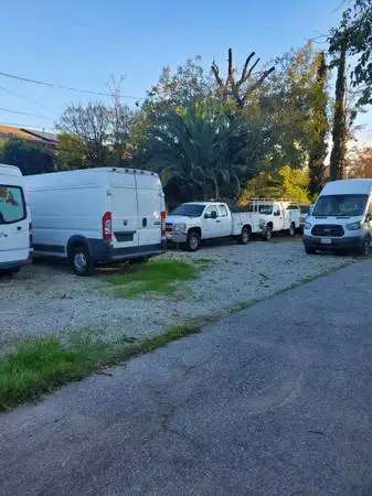 storage parking for rent big yard secured / monitor 24/7 access (resed