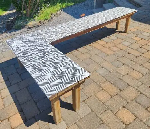 2 Benches