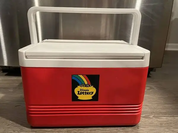 Rare Vintage 1997 Illinois Lottery Winner Special Edition Igloo Cooler