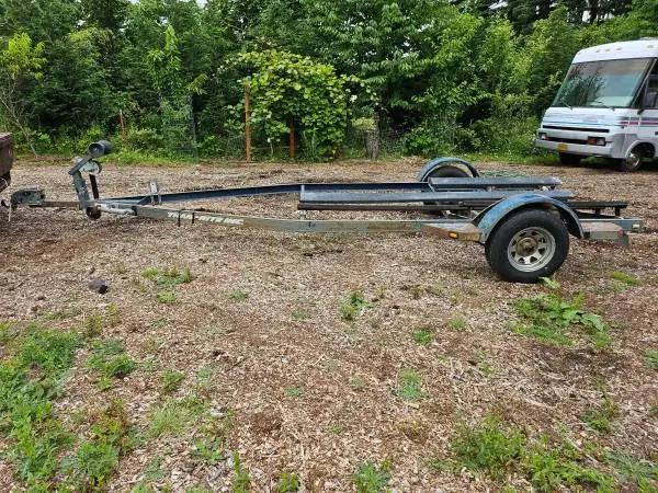 Boat Trailer tows perfect lights have title good bunks