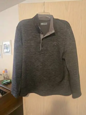 Stylish Callaway 3 button pullover, XL