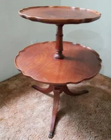 Imperial mahogany two-tier pie crust dumwaiter table