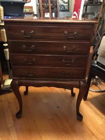 SILVERWARE CHEST