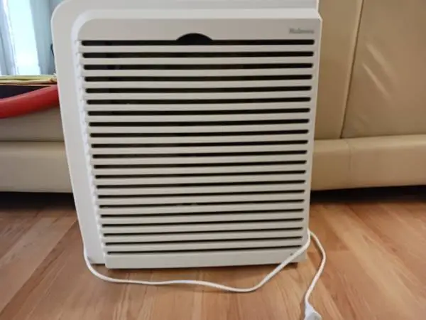 Selling my holmes brand allergen remover