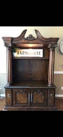 NorthShore Entertainment Center