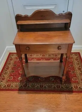 Washstand - Antique - Kentucky