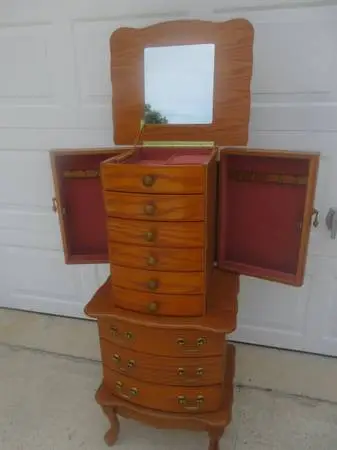 Jewelry Armoire with 8 Drawers, 2 Side Storage Doors, Mirror
