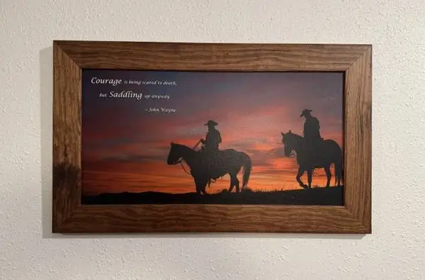 Pictures / Plaques / Photo Frames to Boot at Creative Bargains