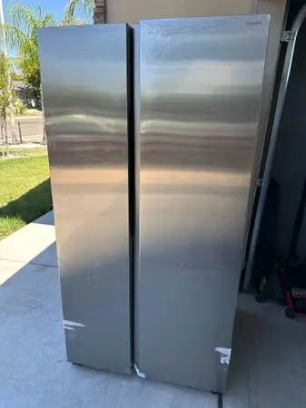 Samsung Refrigerator NEW