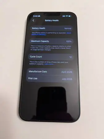 iPhone 17e 256GB (Black) - Unlocked - 100% Battery (10 Cycles) - MINT