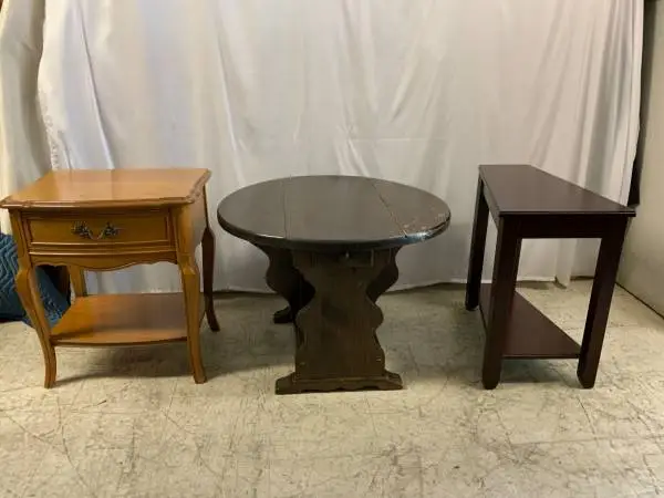 Lot of 3 side tables