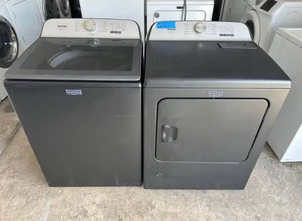 Maytag Black Steel Pet Pro Washer & Gas Dryer Set 713-376-0356
