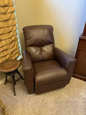 La-Z-Boy Brown Leather Rocking Chair / Recliner in Excellent Condition