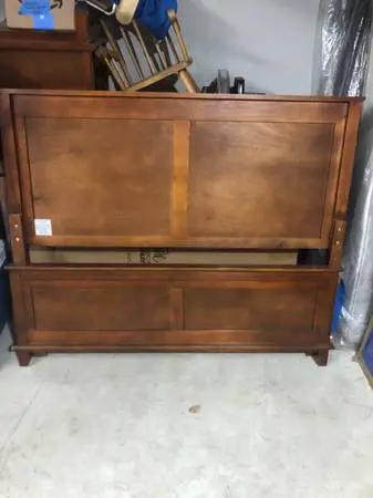 Cherry wood full bed bedroom set I can deliver it