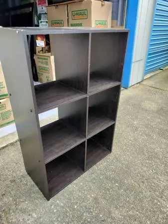 bookshelf