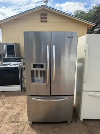 KitchenAid Sliver Stainless Steel Refrigerator For Sale $400 Or OBO