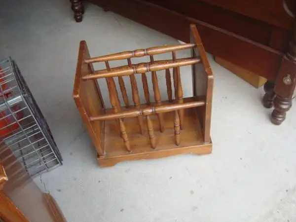 magizine rack
