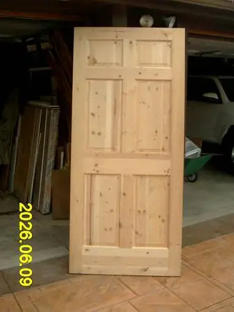Knooty Pine 6 Raised Panel Door
